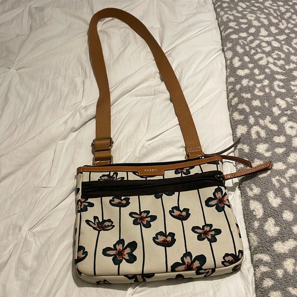 Fossil crossbody bag